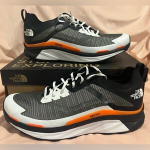 The North Face Men's Vectiv Infinite shoes size 11.5 black white orange new